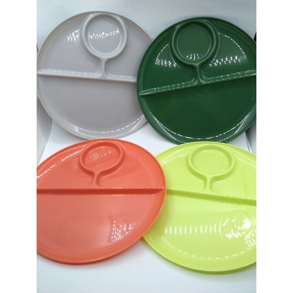 Vtg.Set USA 4 Avocado Lime Orange Gray Plastic Sectional Picnic Plates 9.5" READ